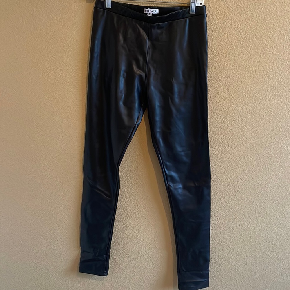 OOLALA (leather leggings)